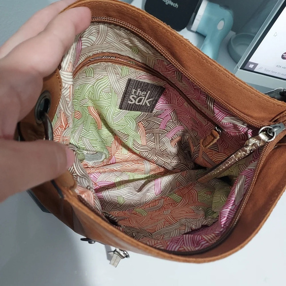 the Sak Denim Blue Natural Tan Metallic Gold Shoulder Leather Purse - Picture 11 of 16